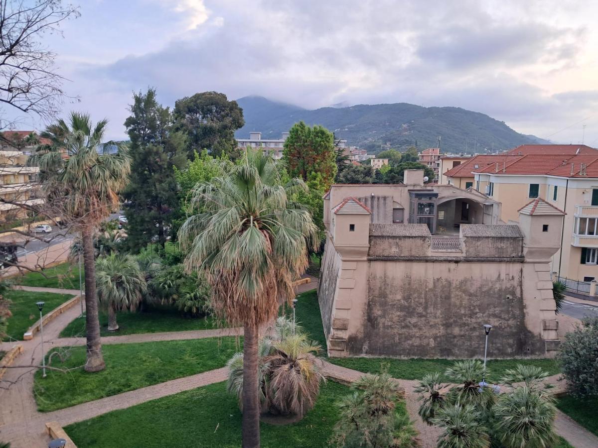 Ferienwohnung Casa Di Andrea Albenga Exterior foto