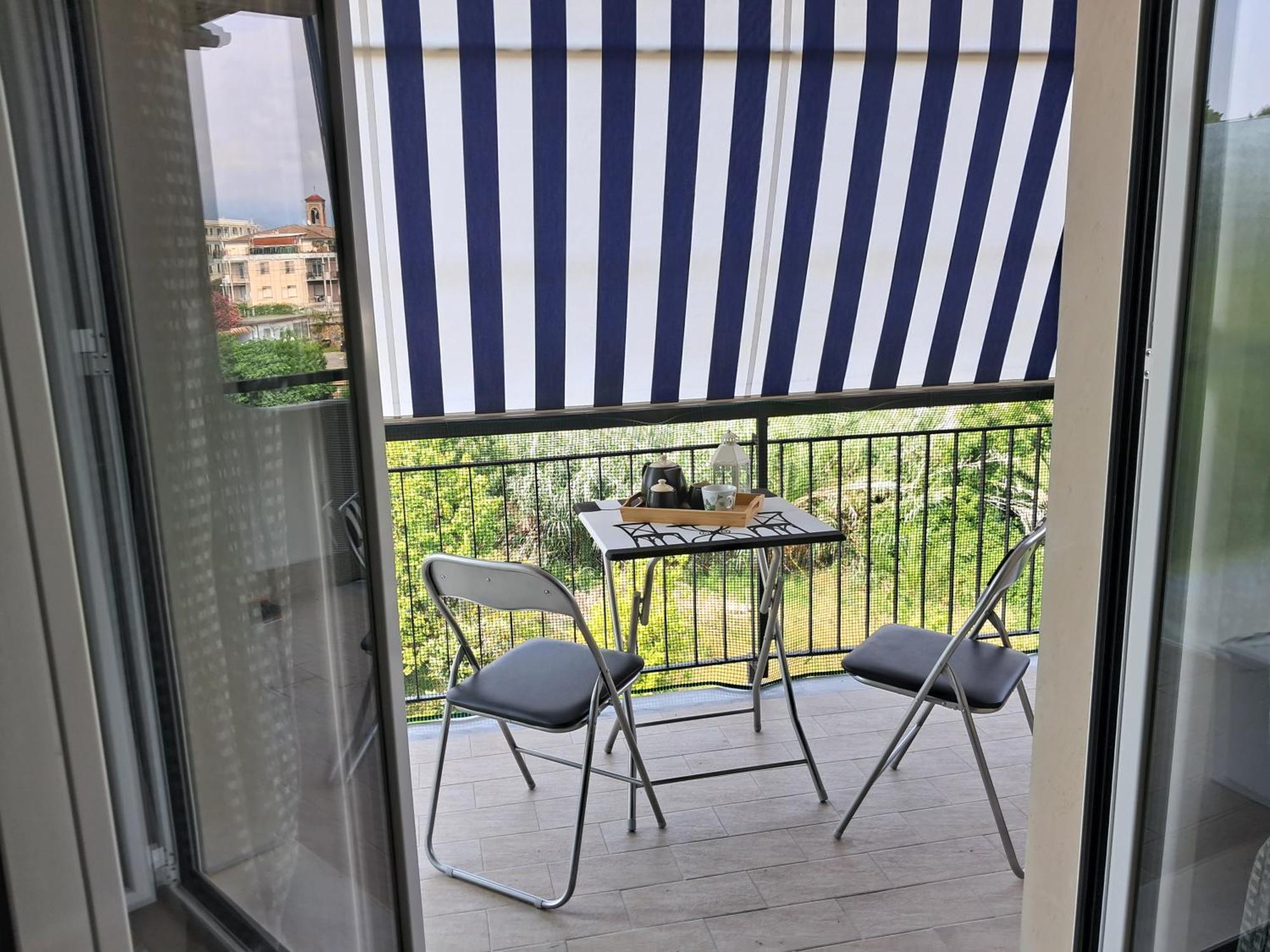 Ferienwohnung Casa Di Andrea Albenga Exterior foto